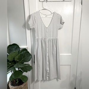 kate quinn White and Black Striped Short Sleeve Midi Dress